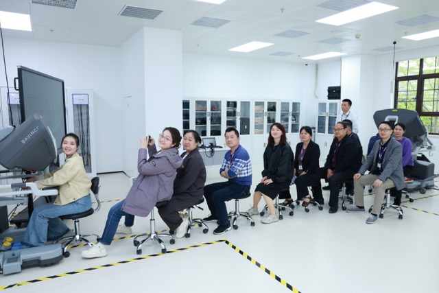 Robotic Simulation Training